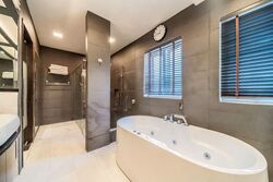 Serangoon Garden Estate (D19), Semi-Detached #606381861